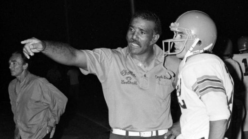 Hansen: Brown broke barriers, was Coach of the Year